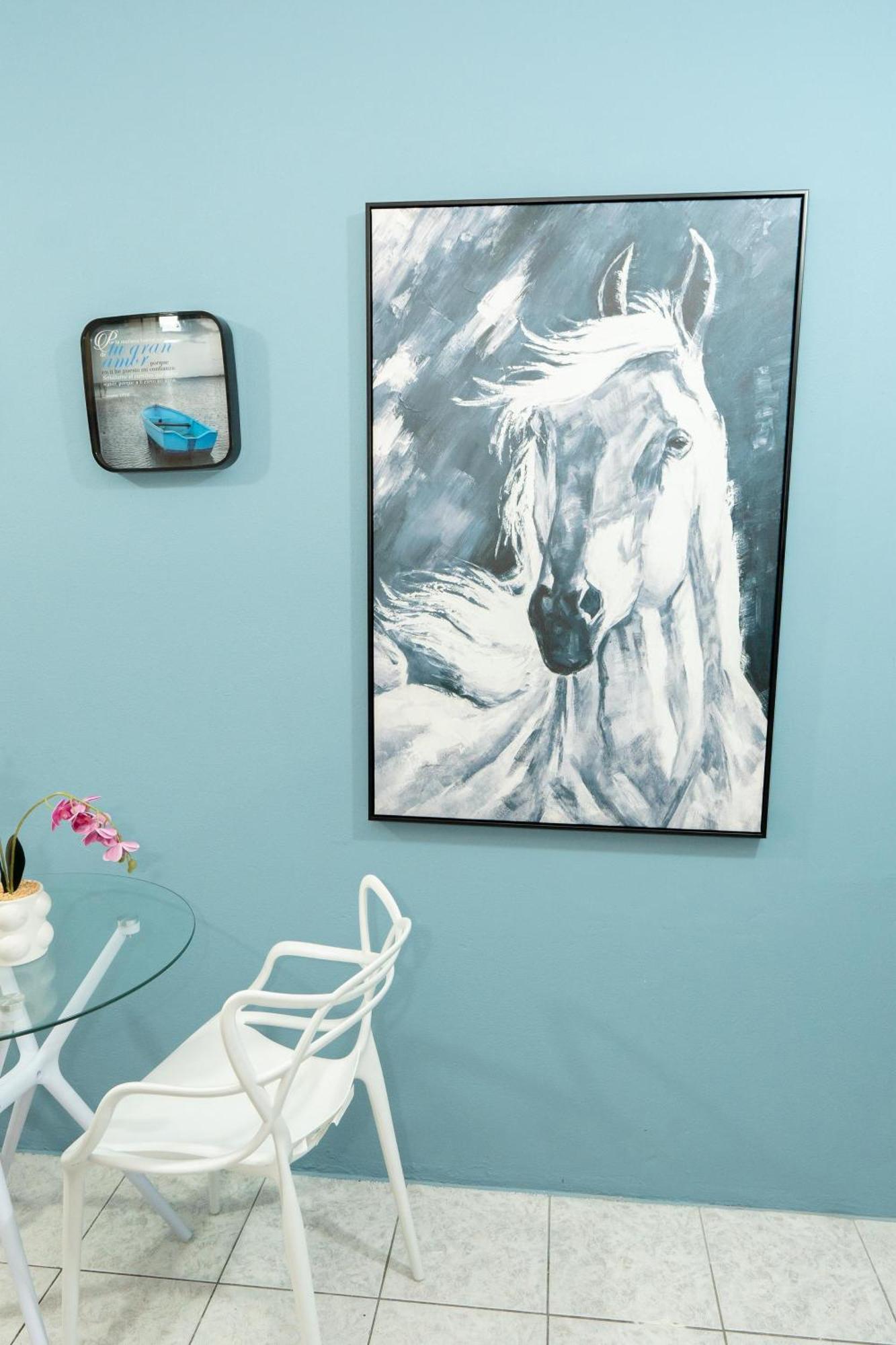 Finest Accommodation Oxford Manor One Bedroom Apt # 27 Κίνγκστον Εξωτερικό φωτογραφία